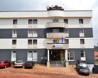 Congress Hotel Yaoundé - Yaoundé - Building