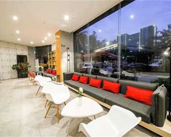 ibis Chengdu American Center Hotel - צ'נגדו - בניין