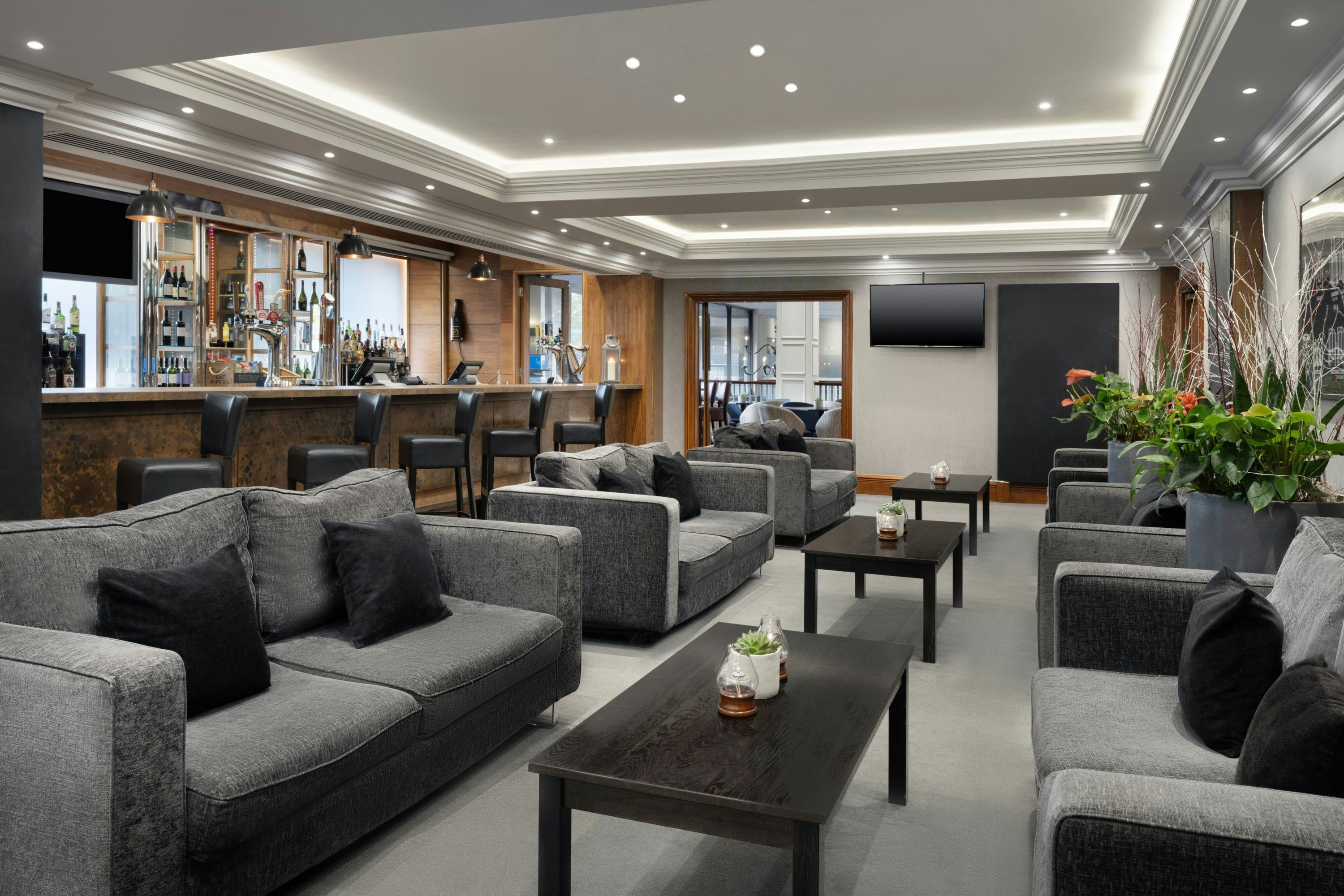 Delta Hotels by Marriott Bristol City Centre - Bristol - Lounge