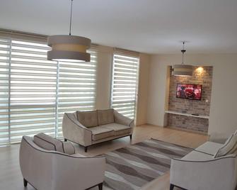 Hill Suites - Istanbul - Living room