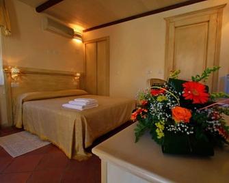 B&b Residenza Cardinale - Tropea - Bedroom