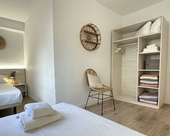 Apartamentos Venecia - Lloret de Mar - Schlafzimmer
