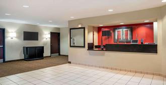 Extended Stay America Suites - Baton Rouge - Citiplace - Baton Rouge - Front desk