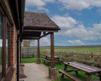 The Carrington Arms - Newport Pagnell - Balcony