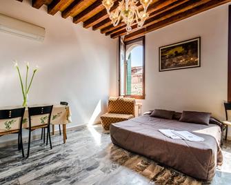 Venice Apartments - Venedig - Schlafzimmer