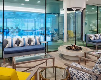 Bowood Hotel, Spa, and Golf Resort - Calne - Lounge