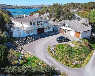 12 Person Holiday Home in Fitjar - Fitjar