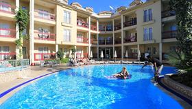 Club Amaris Apartment - Marmaris - Havuz