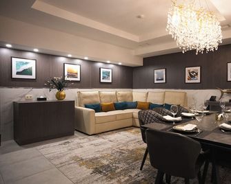 Grand Hotel Kazybek Bi - Almatý - Comedor