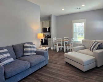 The Conductor's Cottage at Shewmake Station- - Dublin - Living room