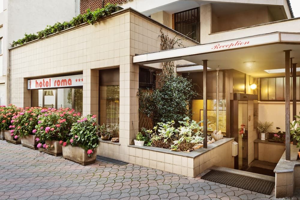 Hotel Roma - Aosta - Gebäude