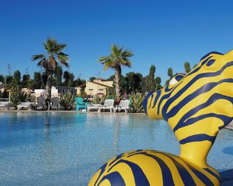 Bungalow Charmant Pres De Vias Avec Piscine Partagee - Vias - Pool