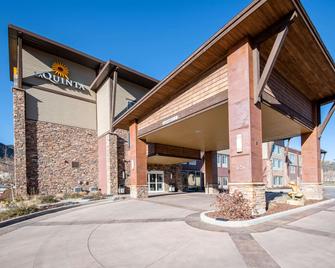 La Quinta Inn & Suites by Wyndham Durango - Durango - Building