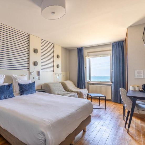 Hotel Kyriad Saint Malo Centre Plage image 1