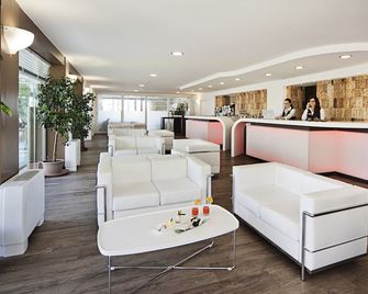 Hotel Adlon - Fronte Mare - Riccione - Aula