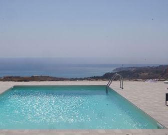 Villa 'TrisKells' with private pool and stunning views - Cattolica Eraclea - Piscina