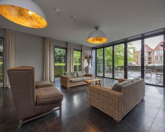 Fletcher Hotel-Restaurant Kasteel Coevorden - Coevorden - Living room