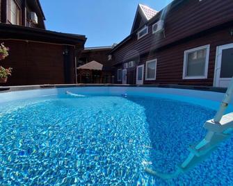 Guest House Kovcheg - Anapa - Pool