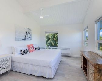 Hale Mauna Nui 4 Bedroom Home by RedAwning - Princeville - Bedroom
