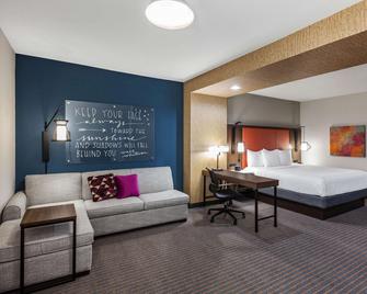 La Quinta Inn & Suites by Wyndham Houston East at Sheldon Rd - Channelview - Bedroom