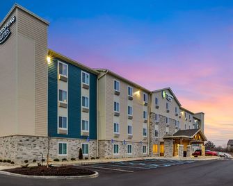 Woodspring Suites Colton - Colton - Budova