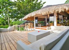 Diniview Villa Resort - Boracay - Patio