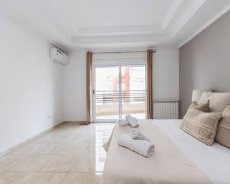 Luxueux Appartement à Bir Mourad Raïs - Argel - Habitación