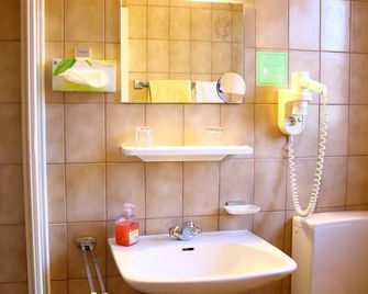 Hotel Gasthof Zum weissen Lamm - Schirnding