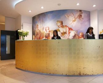 Hotel Europa Life - Frankfurt am Main - Rezeption