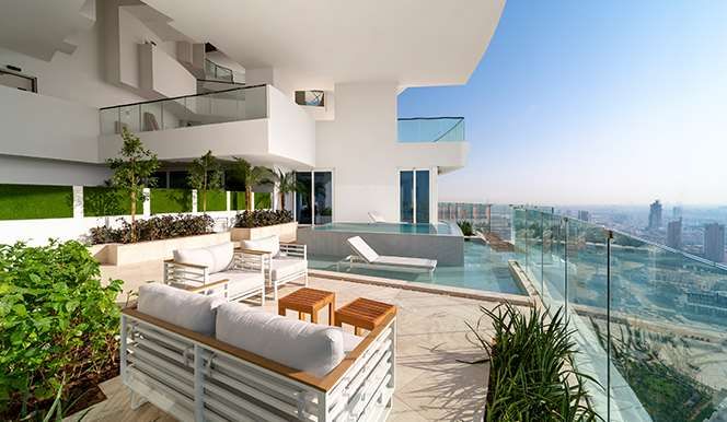 فايف قرية جميرا