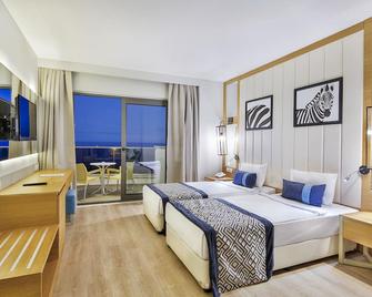 Calido Maris Hotel - Cenger - Bedroom