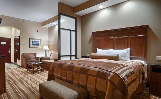 Best Western Premier Kc Speedway Inn Suites 93 1 6 9