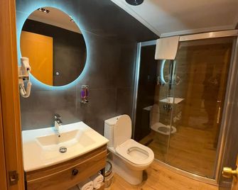 Mekanhan Hotel - Gebze - Badkamer
