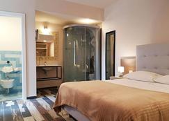 Don Ugo Luxury Rooms - Tropea - Bedroom