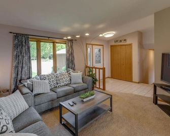 Shoreview On North Long - Brainerd - Living room