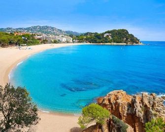 Beautiful villa with terrace near beach - Lloret de Mar - Strand