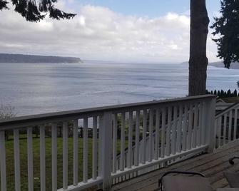 Cascade View Haven by Avantstay Saratoga Vistas - Langley - Balcony