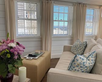 Luxurious Harbor View Eliza Cottage! Next To White Elephant! - Nantucket - Sala de estar