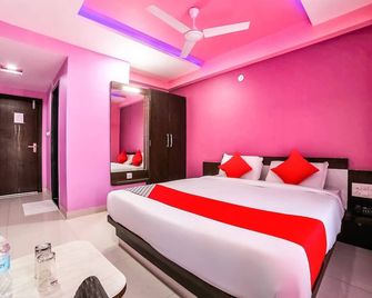 Hotel Atithi Bhawan by Sky Stays - Nāthdwāra - Bedroom