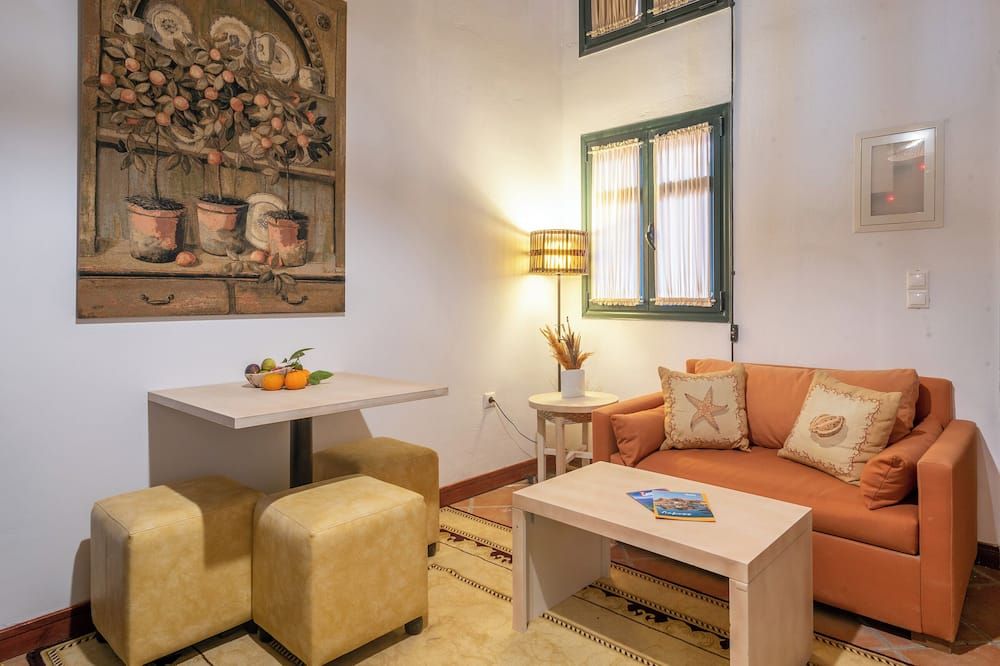 The Varos Residences Hotel - Város - Living room