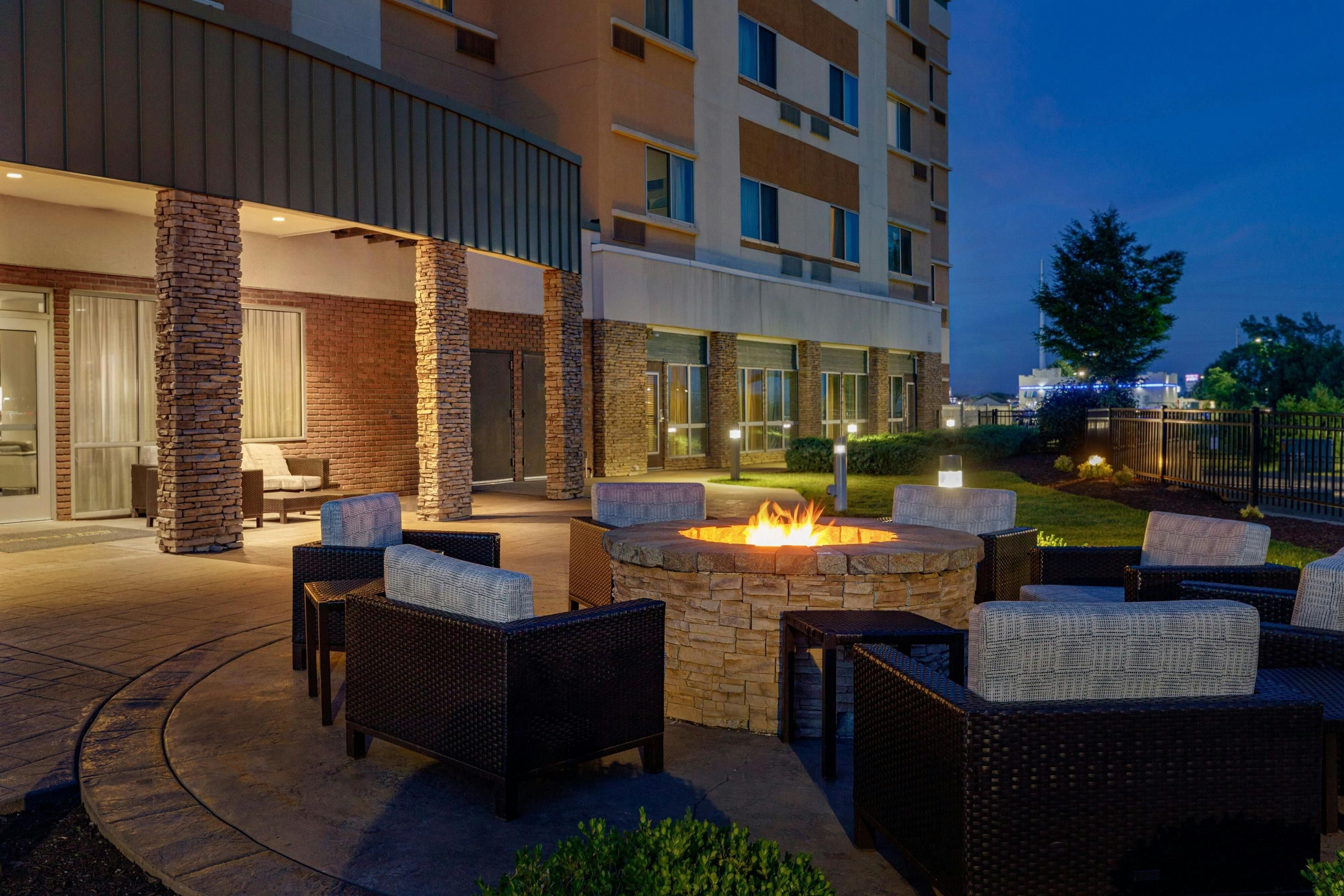 Courtyard by Marriott St. Louis St. Peters