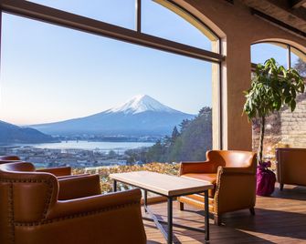 La Vista Fujikawaguchiko - Fujikawaguchiko - Μπαλκόνι