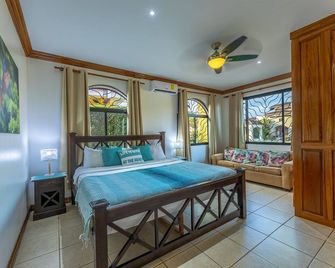 Casa Famosa - Large Family Home with Private Pool - Bejuco - Habitación