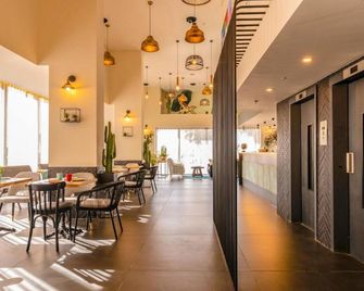 Roxon Sea Sand Bat Yam - Tel Aviv - Ingresso