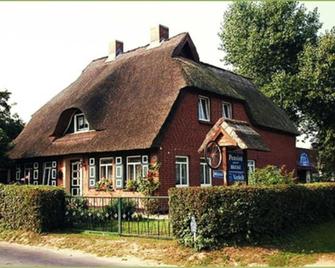 Double Room - Pension Brilke - Ahrenshoop - Gebäude