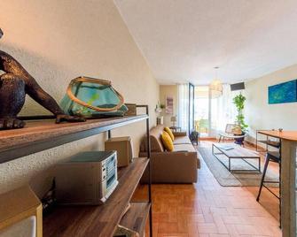 Le Retro Mirabeau - Cote Mer - Gruissan - Living room