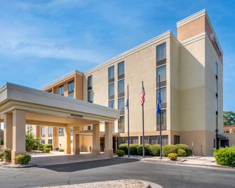 Comfort Inn Elizabeth City near University - Elizabeth City - Gebäude