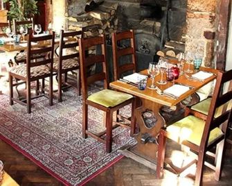 The George Hotel - Henfield - Restaurante