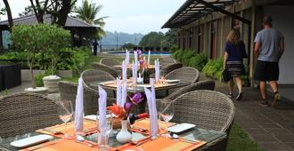 Thilanka Hotel - Kandy - Restaurant