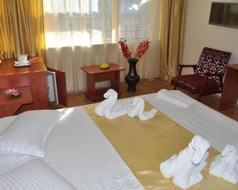 Hotel Tomis Neptun - Neptun - Bedroom